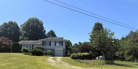Exterior - 13399 Riverside, Constantine, MI 49042 photo 2 of 9