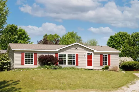10810 S S Orch, Traverse City, MI 49684