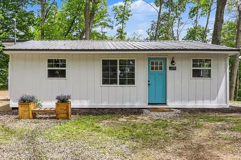 78750 South, Lawton, MI 49065