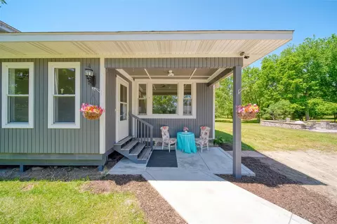 Exterior - 5206 Page, Jackson, MI 49201 photo 6 of 8