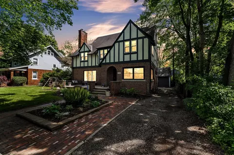 1322 Granger, Ann Arbor, MI 48104