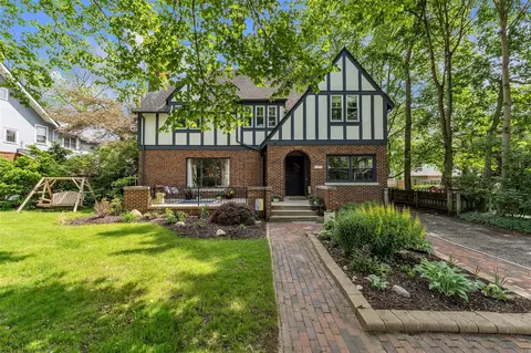 1322 Granger, Ann Arbor, MI 48104