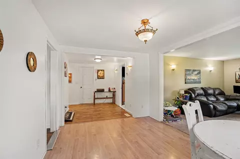 Entry Way - 1230 Longfellow, Jackson, MI 49202 photo 2 of 2