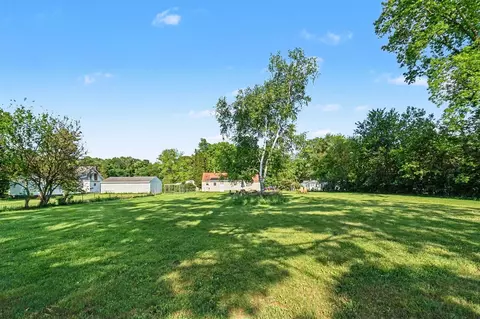 Exterior - 1230 Longfellow, Jackson, MI 49202 photo 5 of 9