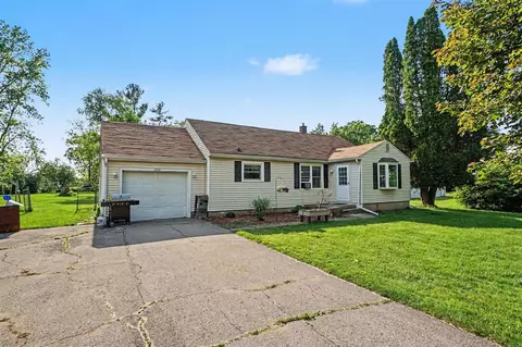 Exterior - 1230 Longfellow, Jackson, MI 49202 photo 9 of 9