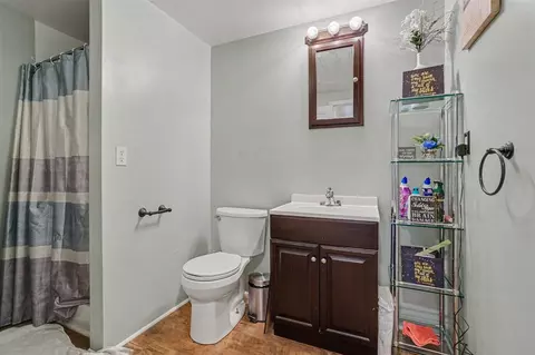 Bath - 1230 Longfellow, Jackson, MI 49202 photo 3 of 3