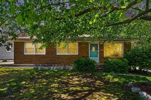 2117 Edwin, Lansing, MI 48911