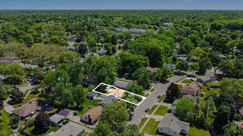 View/Area - 2117 Edwin, Lansing, MI 48911 photo 3 of 9