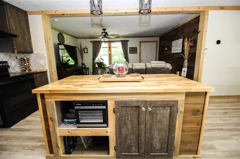Kitchen - 10877 Floating Brg, Marcellus, MI 49067 photo 4 of 7