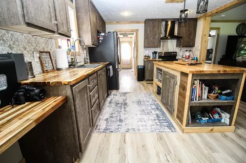 Kitchen - 10877 Floating Brg, Marcellus, MI 49067 photo 5 of 7