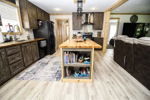Kitchen - 10877 Floating Brg, Marcellus, MI 49067 photo 6 of 7