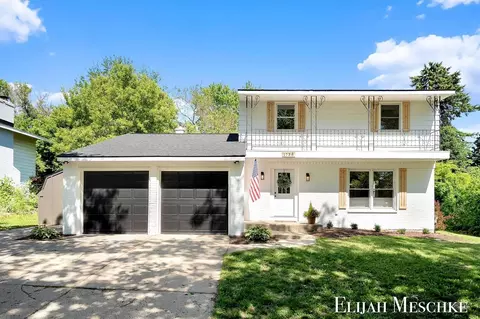 1738 Auburn, Grand Rapids, MI 49505
