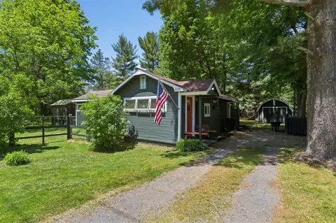 3779 W Glendora, New Troy, MI 49119