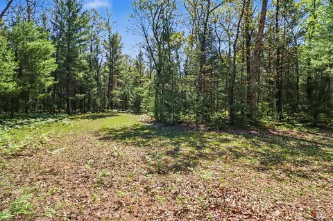 Exterior - 7766 E Bradshaw, Branch, MI 49402 photo 9 of 10