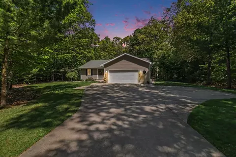 6544 W Forest Edge, Ludington, MI 49431
