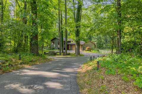 10096 S S Ave, Mattawan, MI 49071