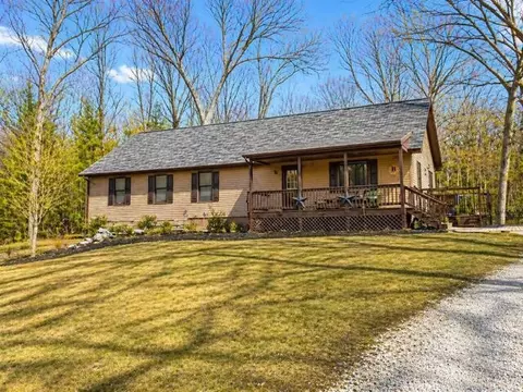 11610 Fogg Lk, Montague, MI 49437