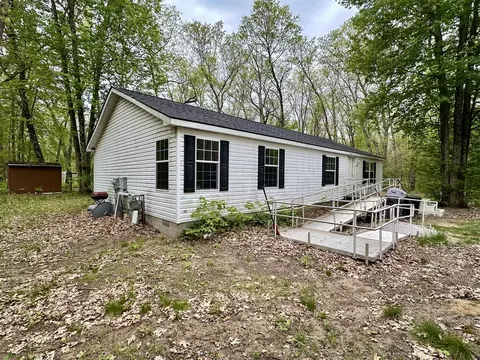 7127 Wever, Fountain, MI 49410