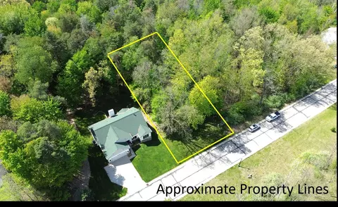 710 Glen Oak, Manchester, MI 48158