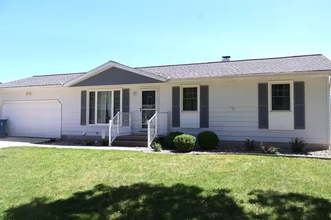 321 Anderson, Wayland, MI 49348