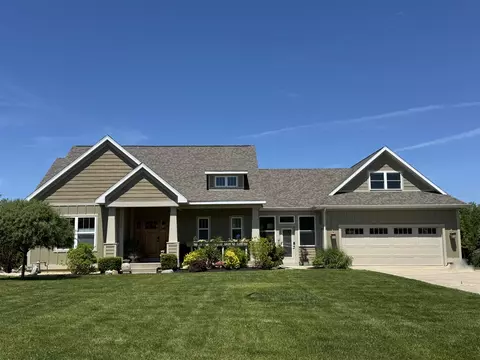 6689 Yamoto, Fennville, MI 49408
