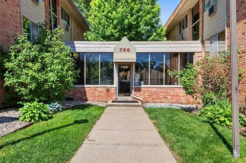 756 W Kilgore # 205, Kalamazoo, MI 49008