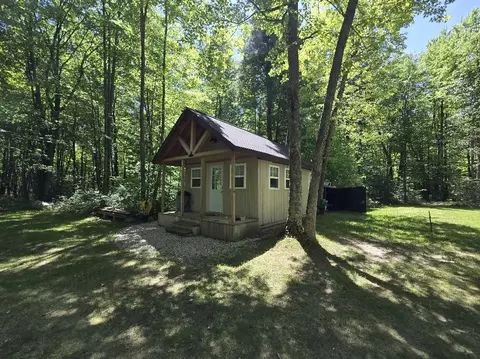 1389 S Oak, White Cloud, MI 49349