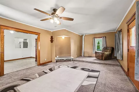 Living - 831 Bush, Jackson, MI 49202 photo 1 of 2
