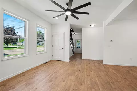 230 N N Un, Ithaca, MI 48847 photo 7