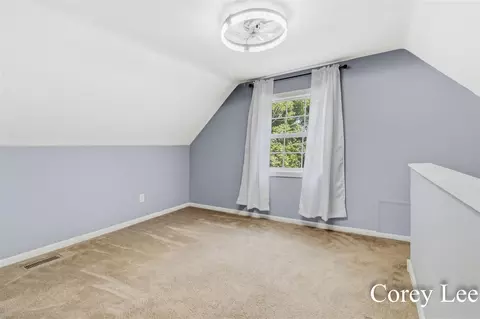 Bedroom - 536 Ionia, Belding, MI 48809 photo 5 of 7