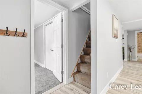 Entry Way - 536 Ionia, Belding, MI 48809 photo 4 of 4