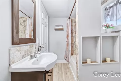 Bath - 536 Ionia, Belding, MI 48809 photo 3 of 3