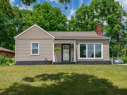 1516 Romence, Portage, MI 49024