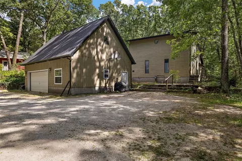 2713 E White Lk, Twin Lake, MI 49457