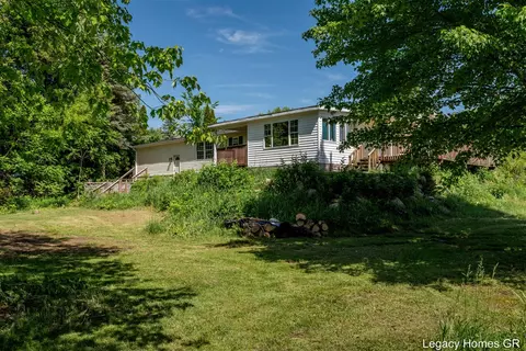 4621 Baker, Gobles, MI 49055