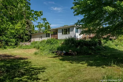 4621 Baker, Gobles, MI 49055