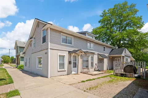 422 N Main, Watervliet, MI 49098