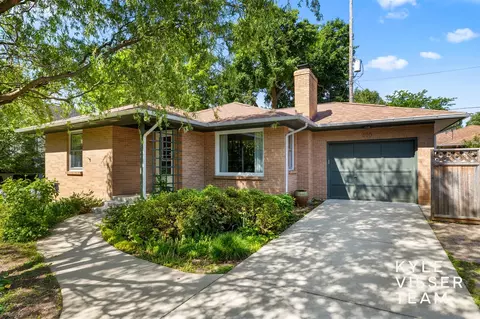 805 Rosewood, East Grand Rapids, MI 49506