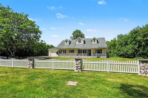 Exterior - 8857 52nd, Ada, MI 49301 photo 3 of 11
