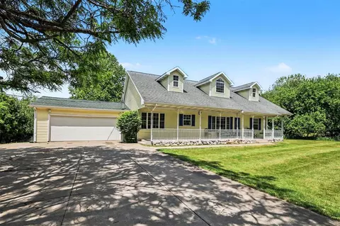 Exterior - 8857 52nd, Ada, MI 49301 photo 4 of 11