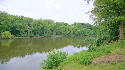 View/Area - 40 River, Niles, MI 49120 photo 1 of 2