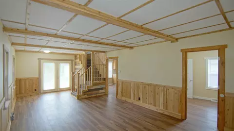 Living - 40 River, Niles, MI 49120 photo 2 of 2