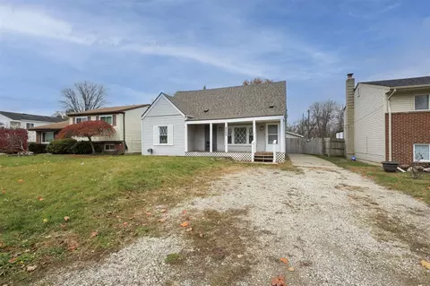 8065 Ogden, Sterling Heights, MI 48314