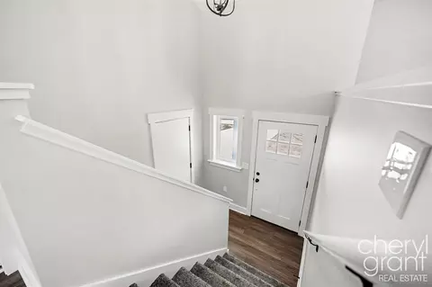 Entry Way - 5625 Whites Brg, Belding, MI 48809 photo 1 of 1