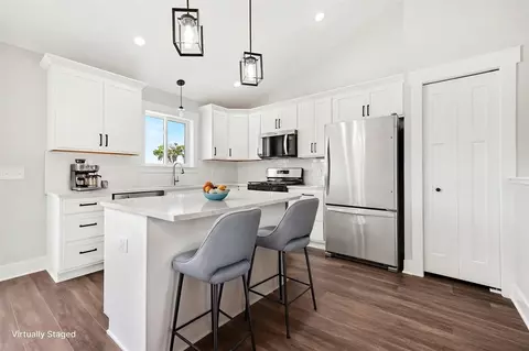 Kitchen - 5625 Whites Brg, Belding, MI 48809 photo 3 of 5