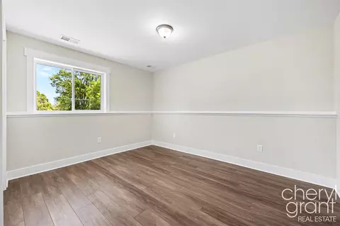 Bedroom - 5625 Whites Brg, Belding, MI 48809 photo 8 of 10
