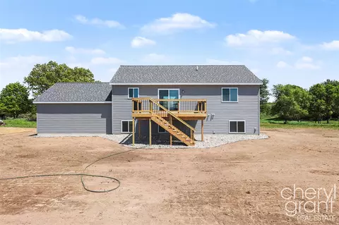 Exterior - 5625 Whites Brg, Belding, MI 48809 photo 4 of 5