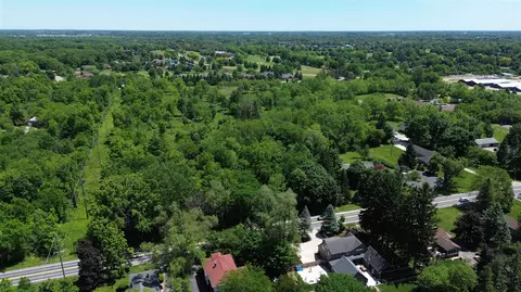 Travis Pointe, Ann Arbor, MI 48103 photo 9