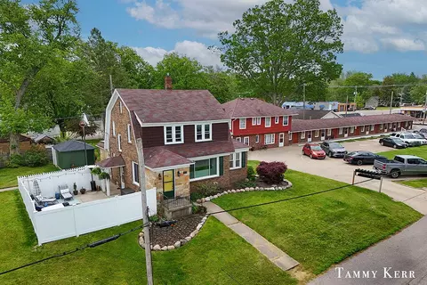 1159 S S Shr, Holland, MI 49423