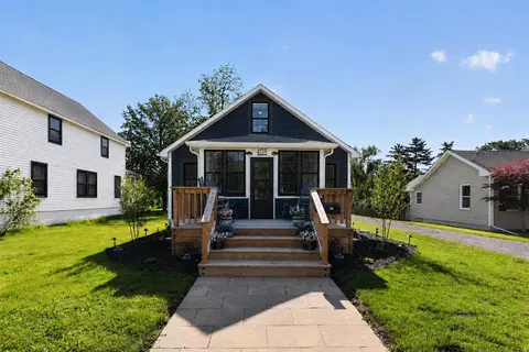 408 N Elm, Three Oaks, MI 49128